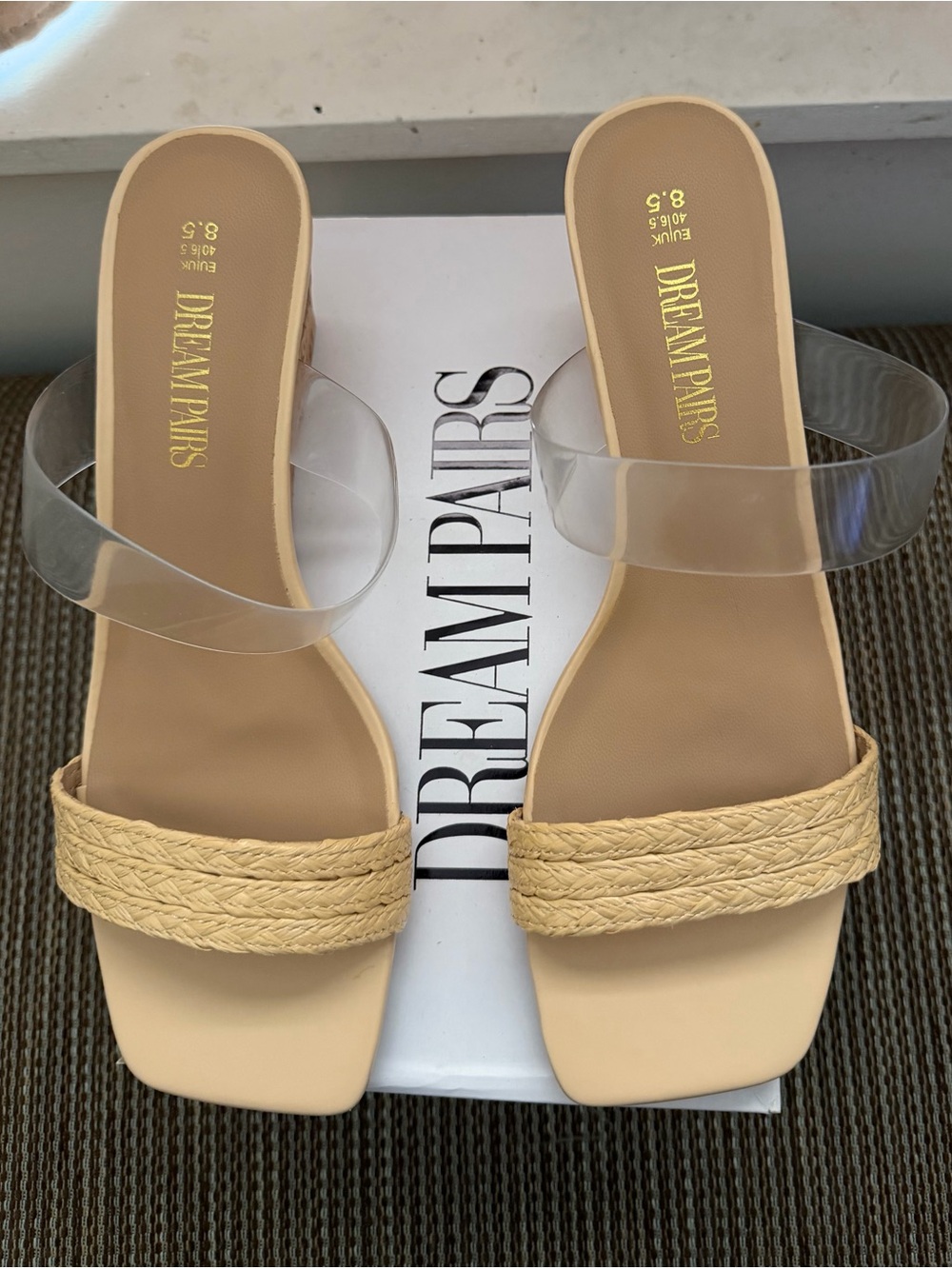 Dream Pairs Women's Beige Clear Strap Slide Sandals